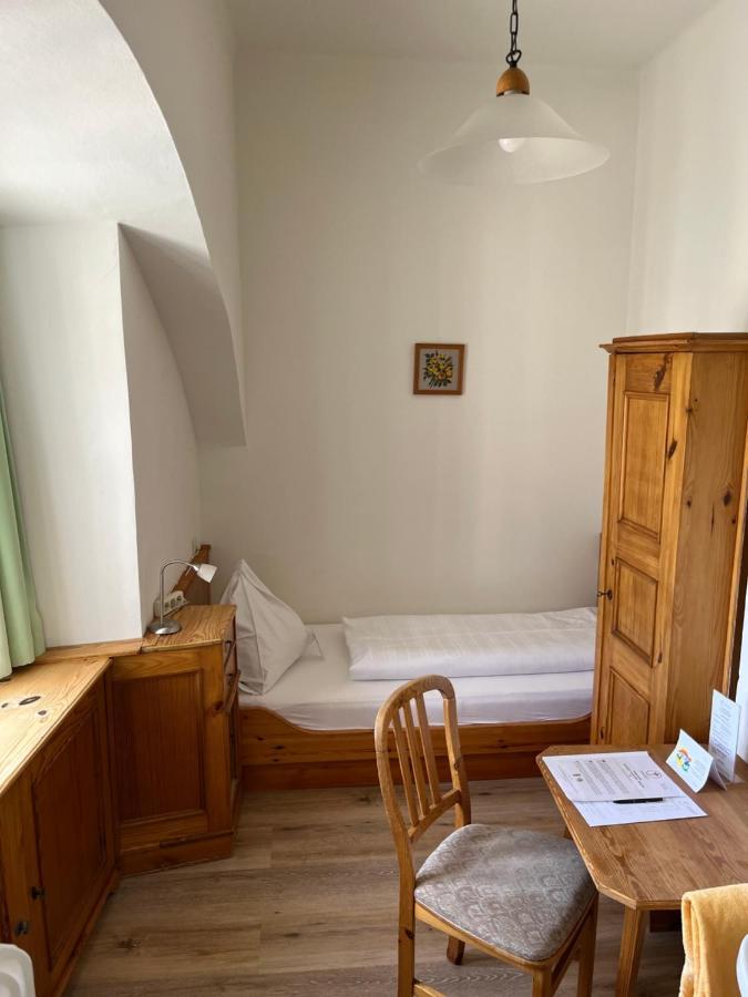 Kloster Wernberg Hotel Kültér fotó